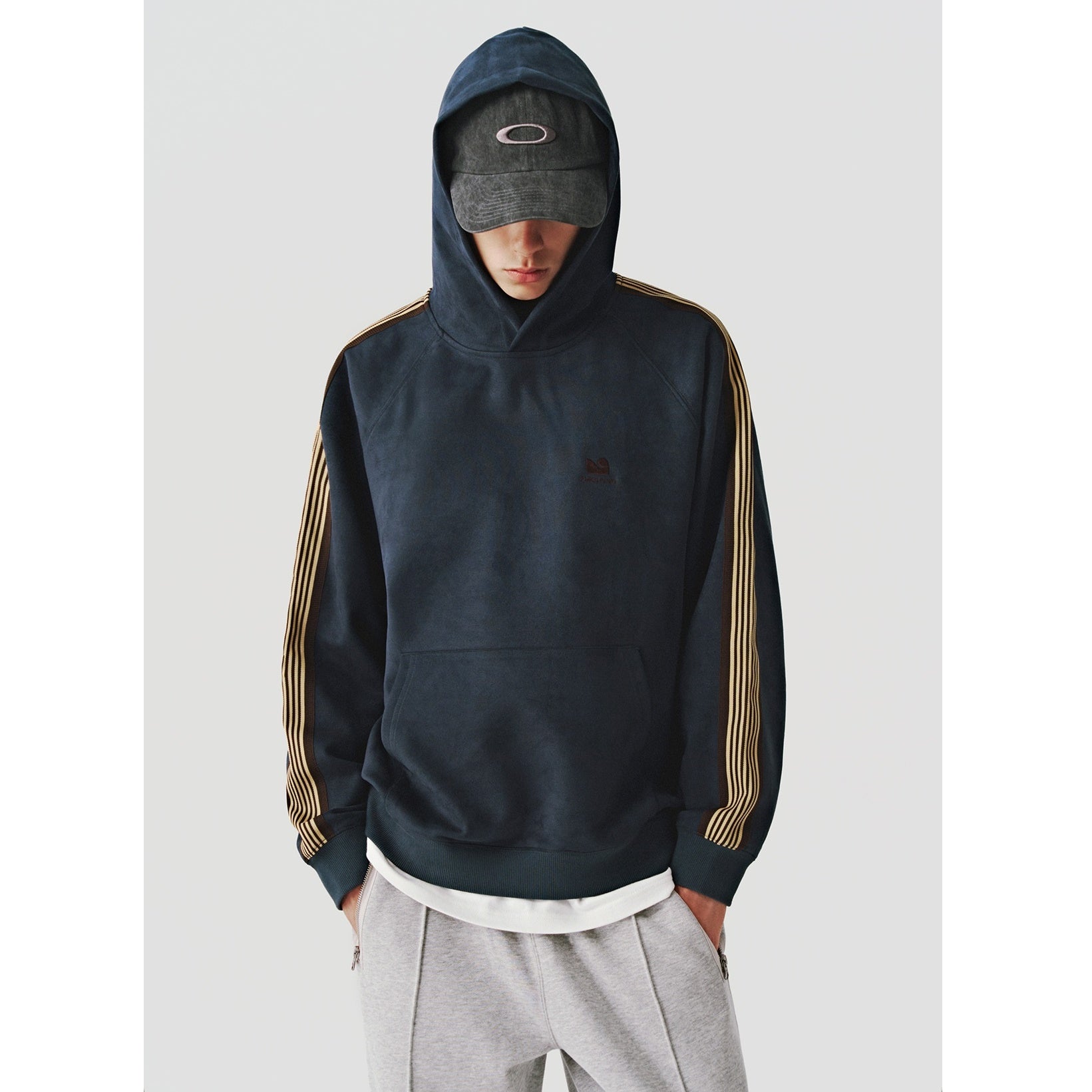 Imitation Suede Touch Line Hoodie MB7138