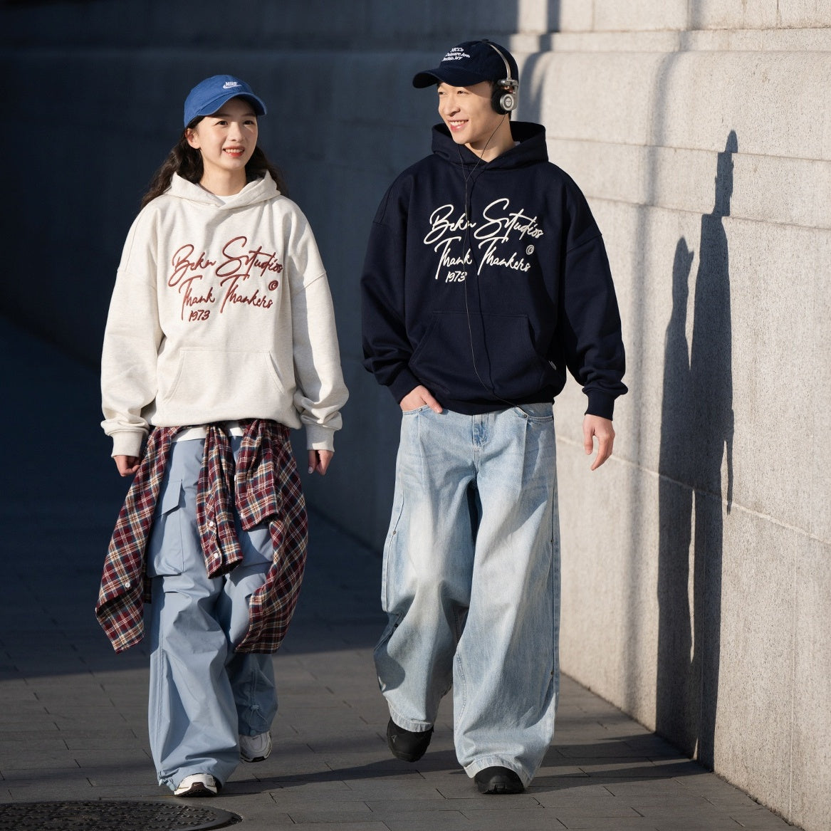 Letter Embroidered Print Hoodie BI2003