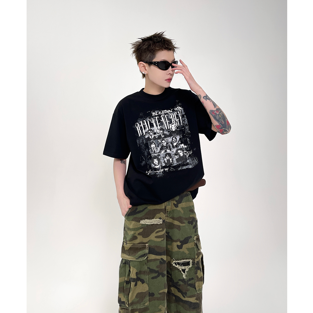 Character Print T-shirt EAT098