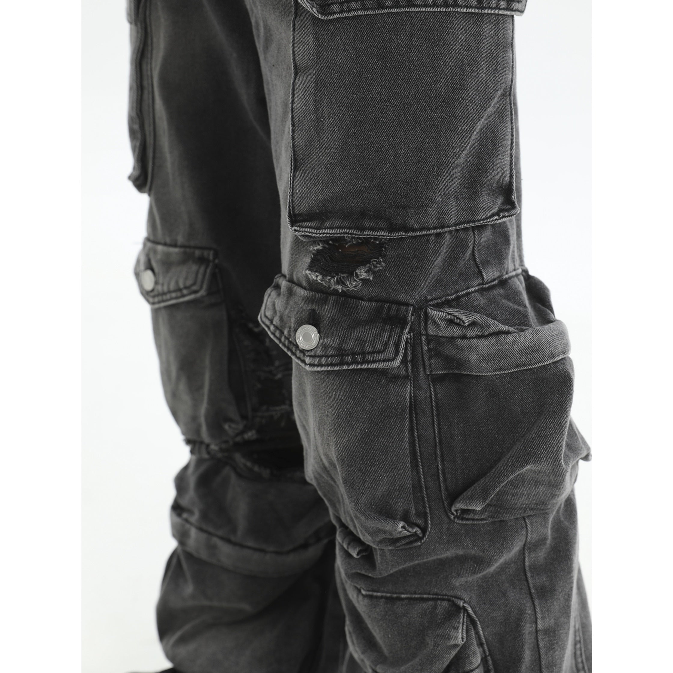 Heavy Industries Frayed Loose Cargo Jeans IN7007