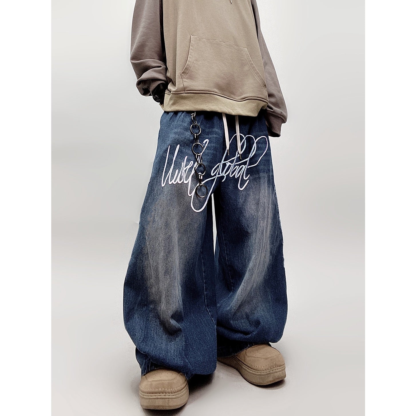 Logo Washed Ripped Wide Jeans UU7018