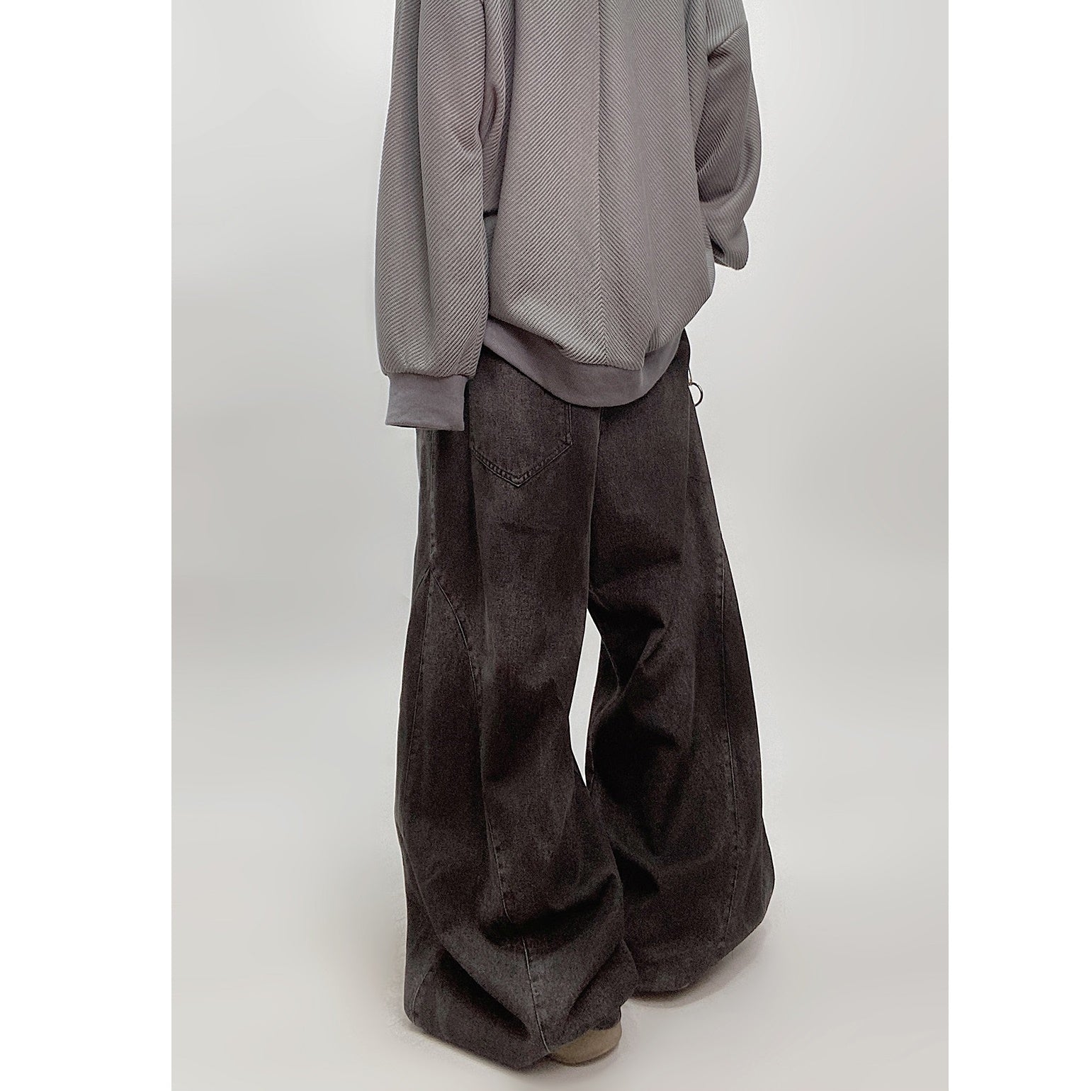 Washed Mud Dyed Distressed Wide-Leg Jeans UU7023