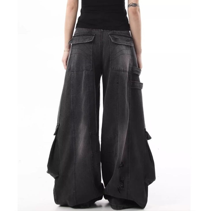 Ripped Scimitar Strap Cargo Jeans MB7343