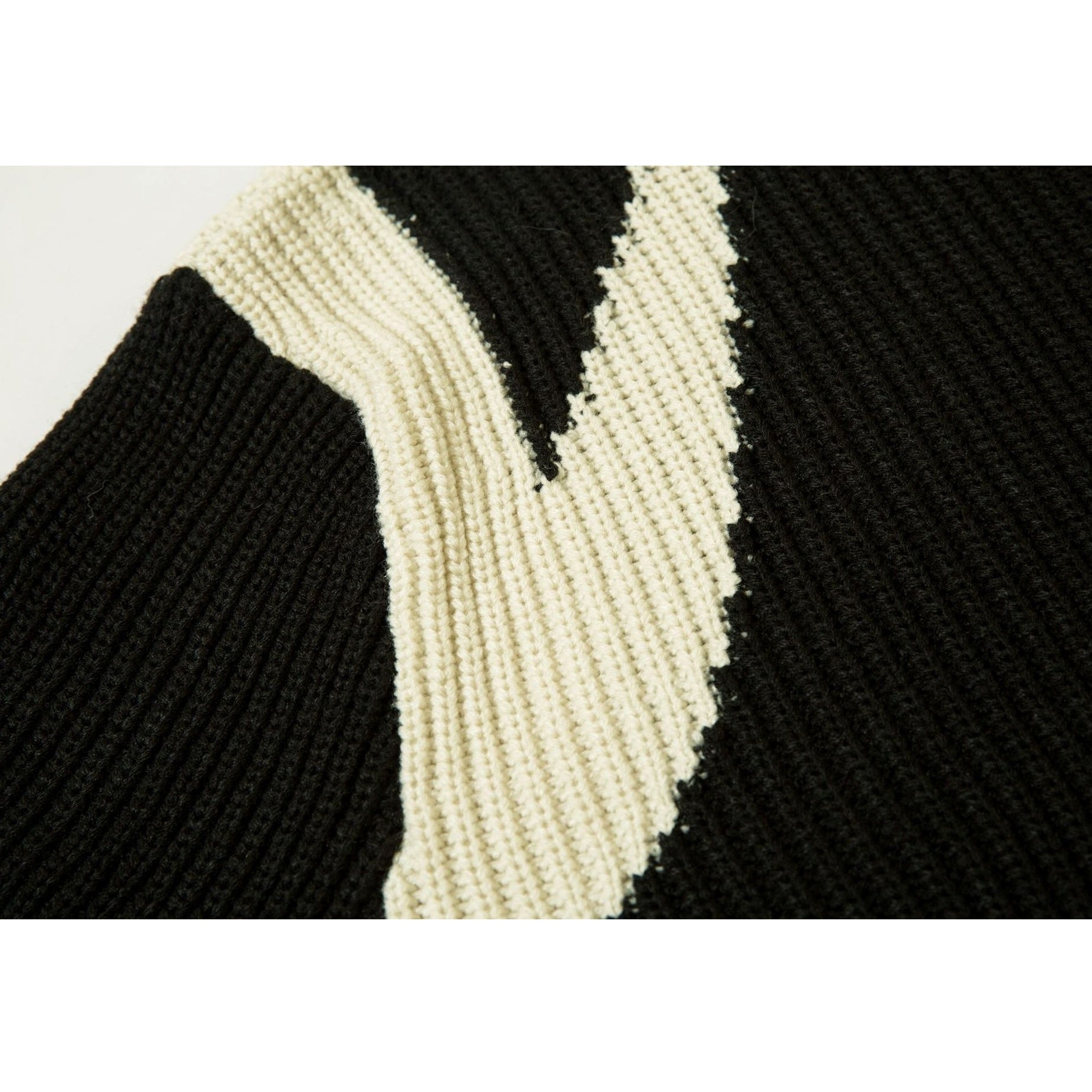 Color-Blocking Knitted Zip Jacket MB7418