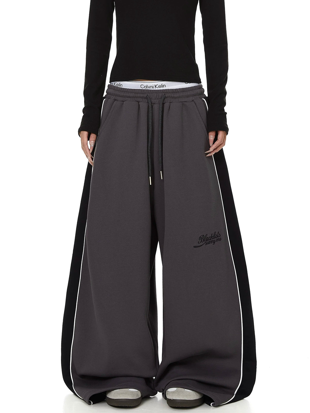 Color-Block Striped Curved Sweat Pants MB7448