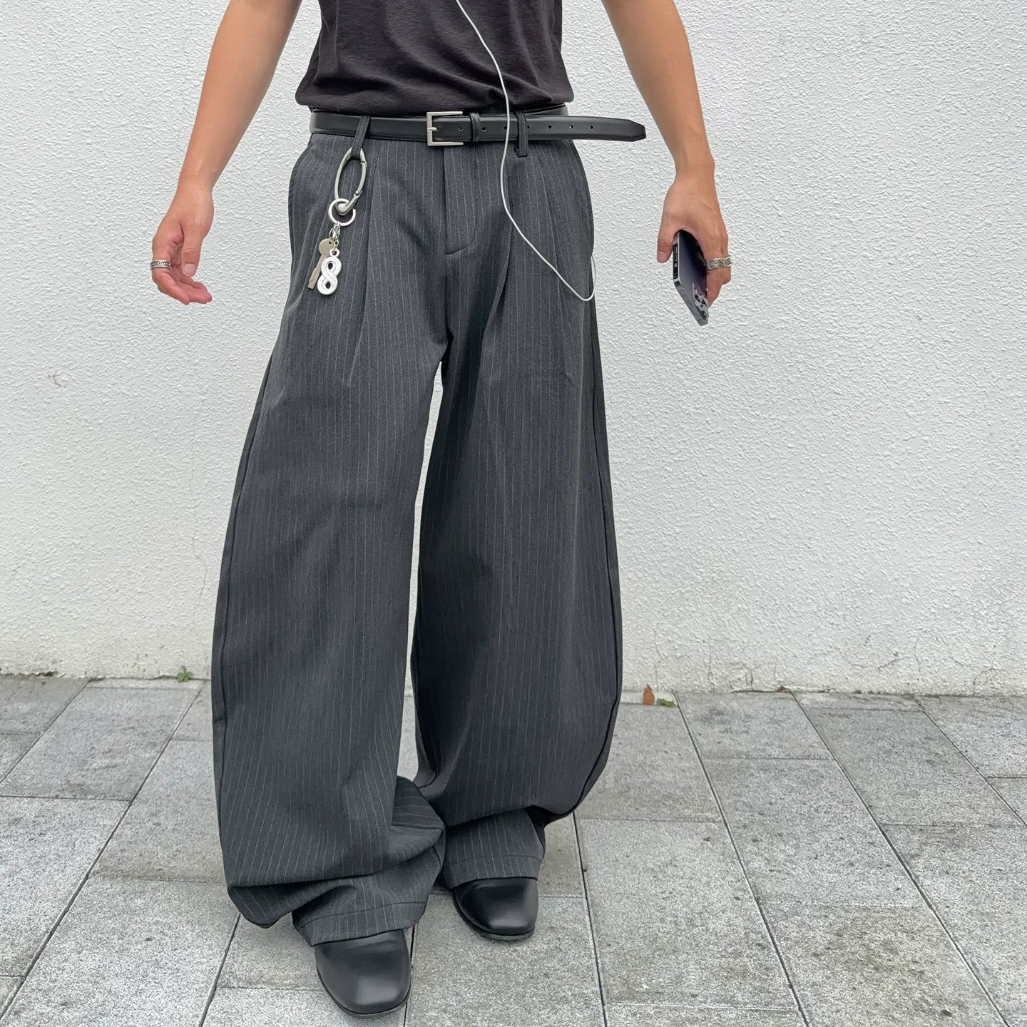 Pinstripe Tuck Loose Curved Pants MB7384