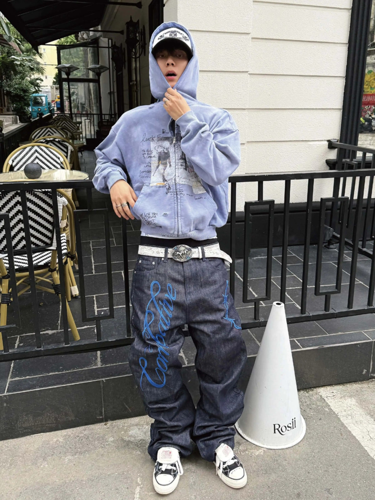 Graphic Embroidery Loose Straight Jeans MB7470