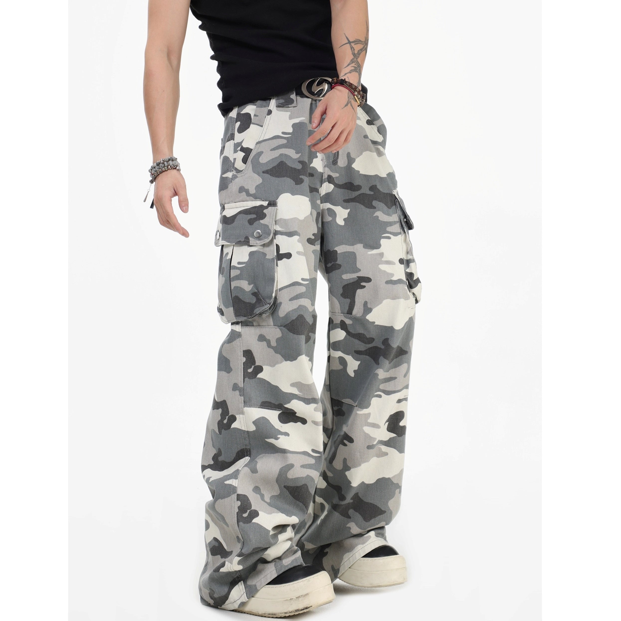 Camouflage Loose Straight Cargo Pants IN7067