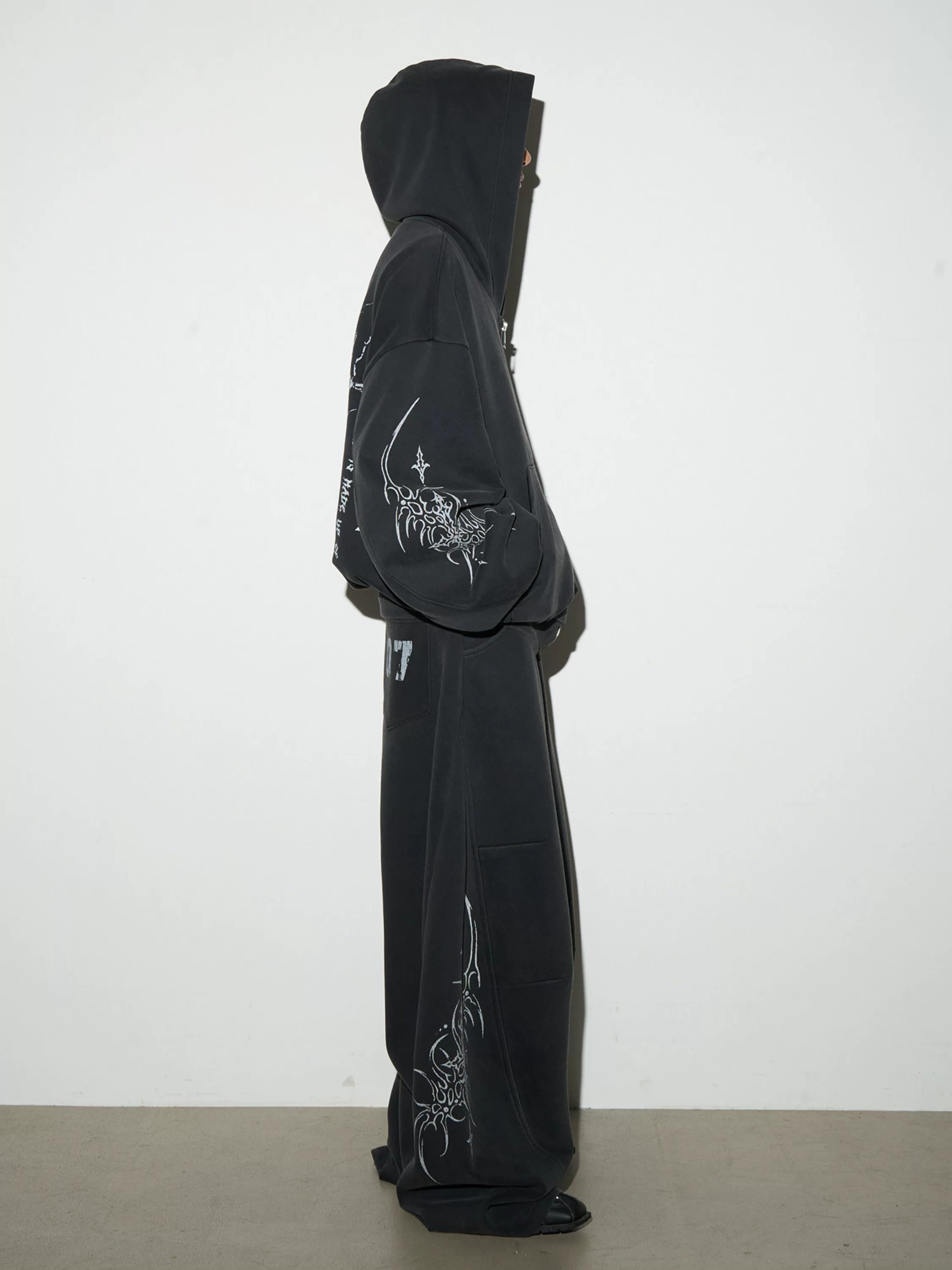 07 Graphic Hooded Zipped Parka MB7444