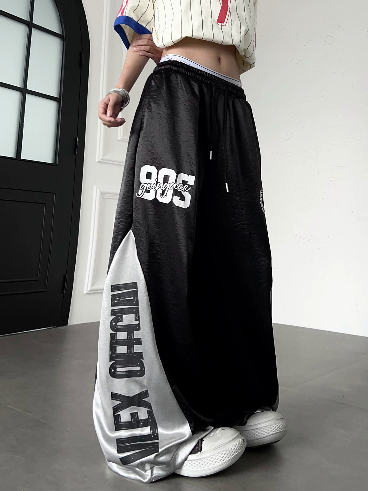 Color-Blocking Gossy Lettered Wide Pants MB7457