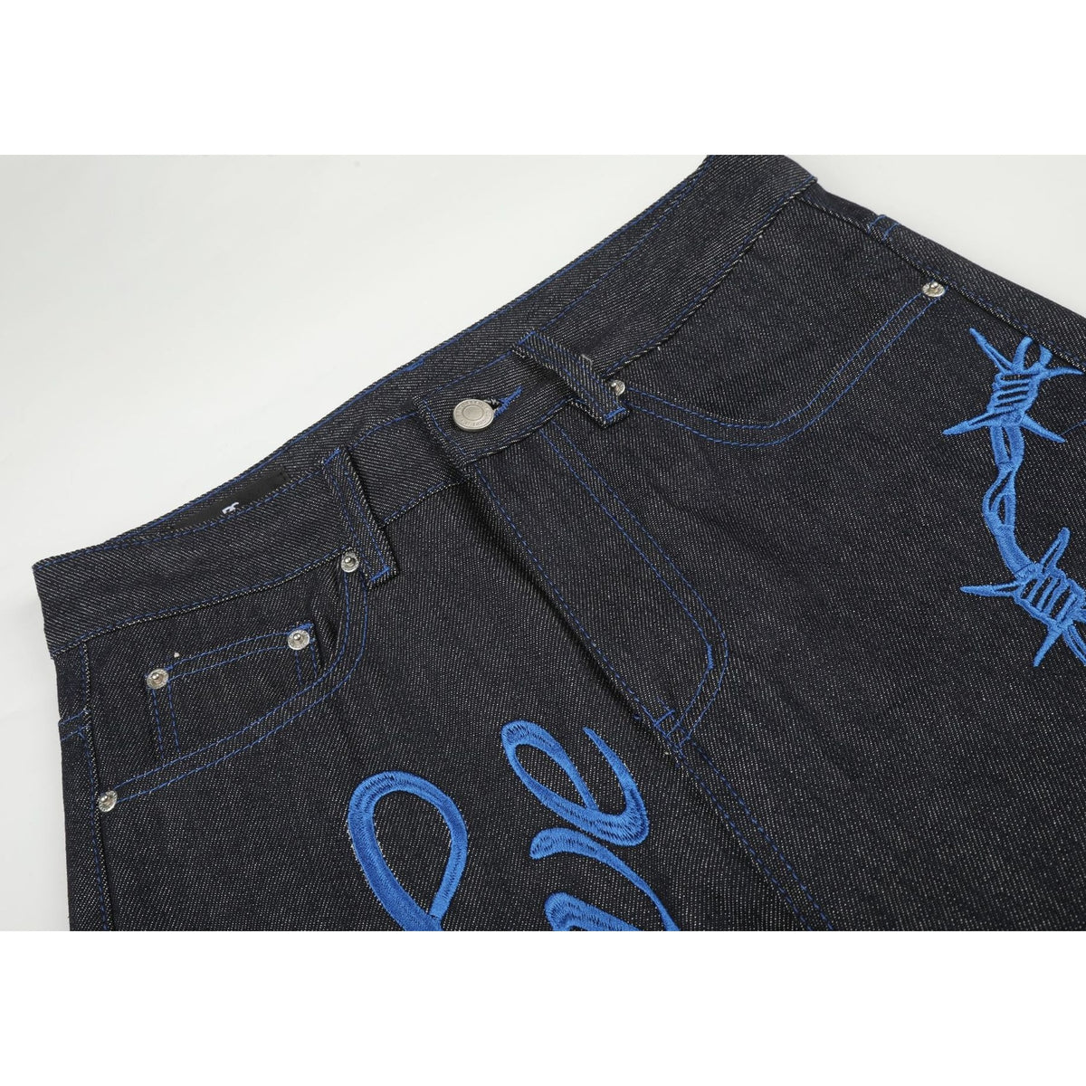 Graphic Embroidery Loose Straight Jeans MB7470