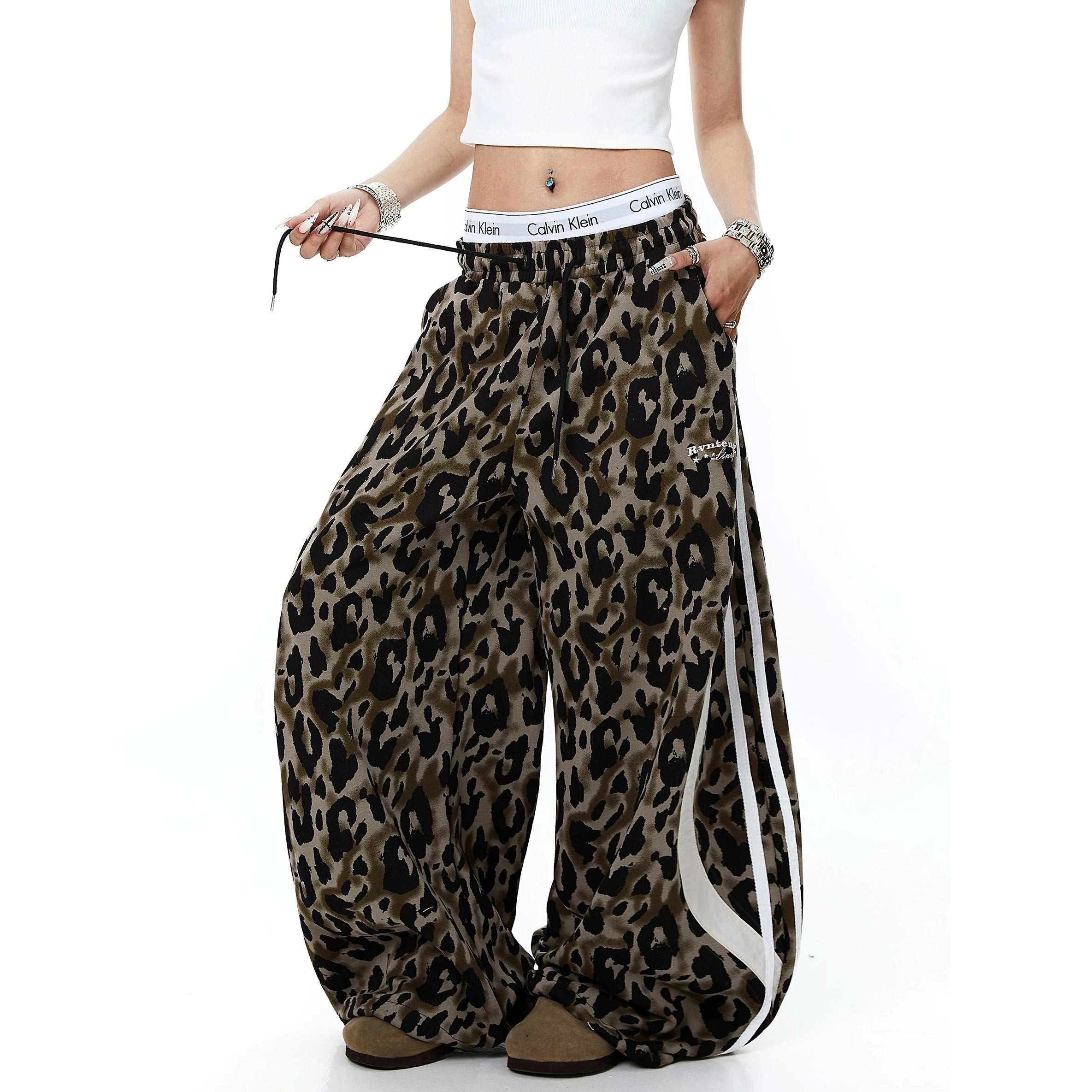 Leopard Side Stripe Wide Sweat Pants MB7409