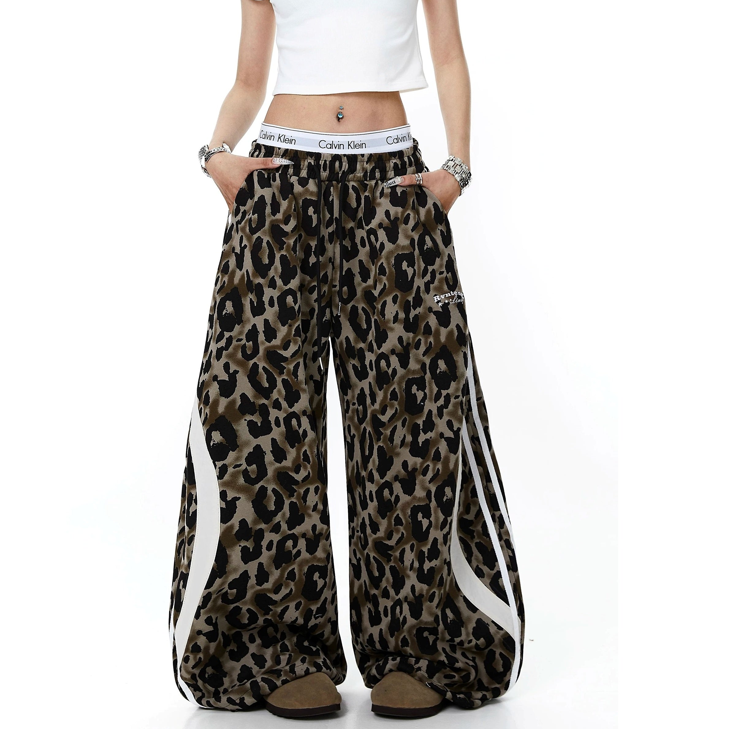 Leopard Side Stripe Wide Sweat Pants MB7409
