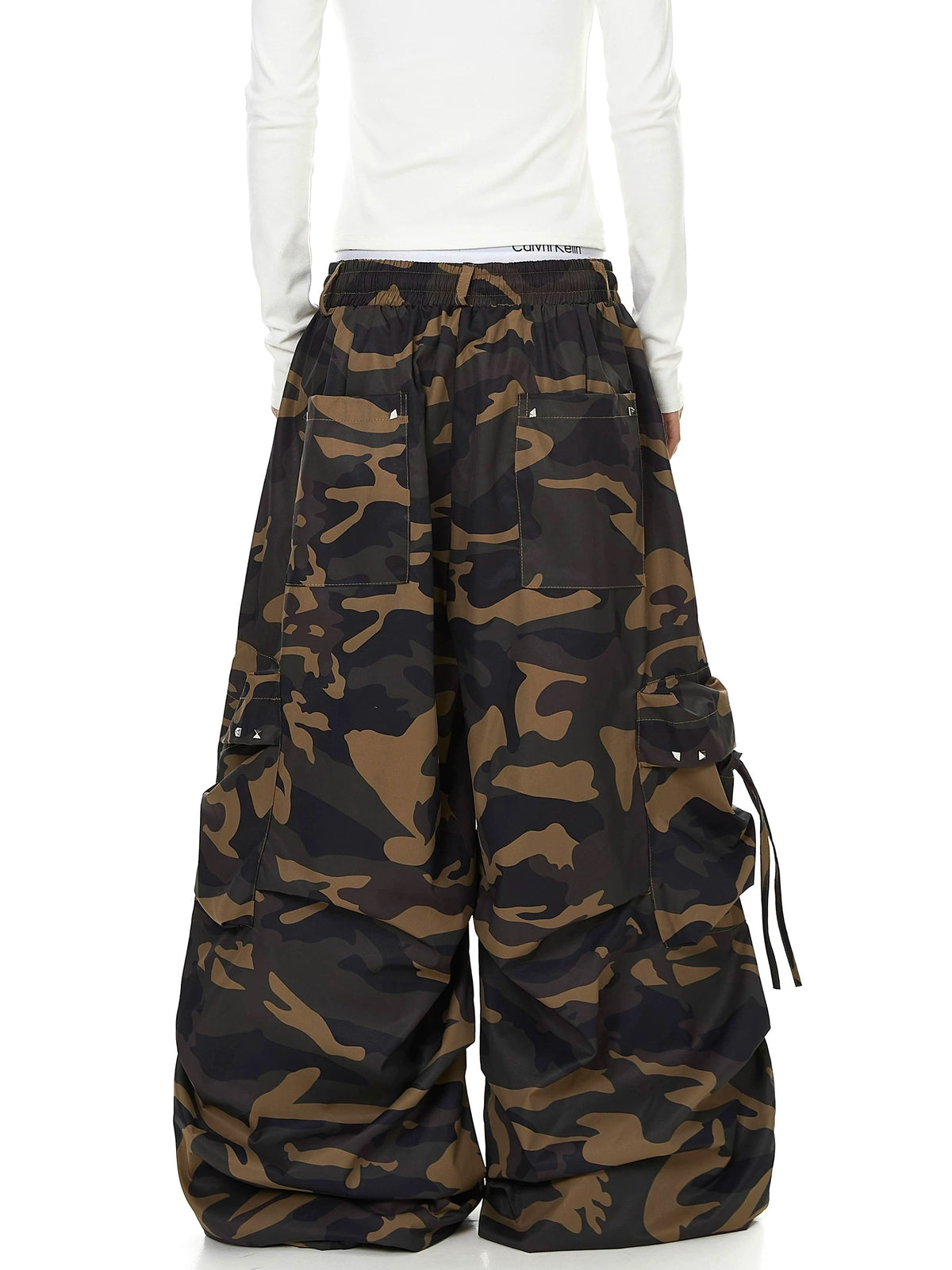 Letter Print Camouflage Wide Cargo Pants MB7451