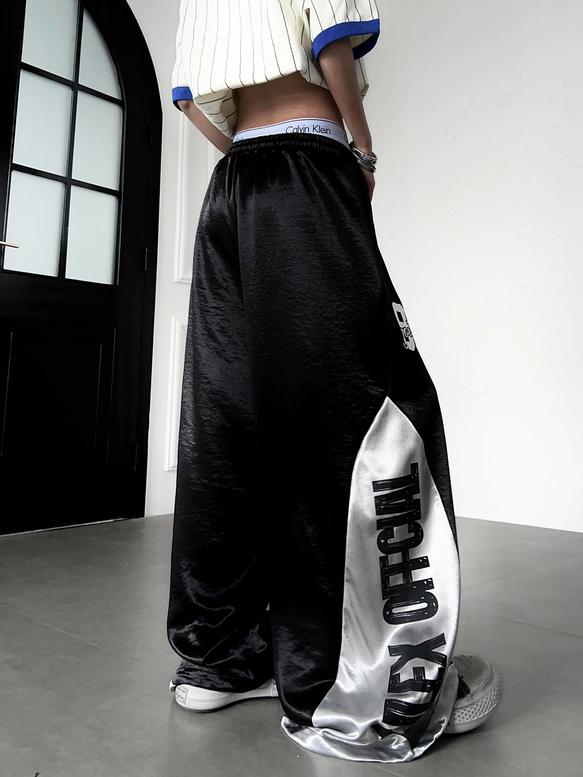 Color-Blocking Gossy Lettered Wide Pants MB7457