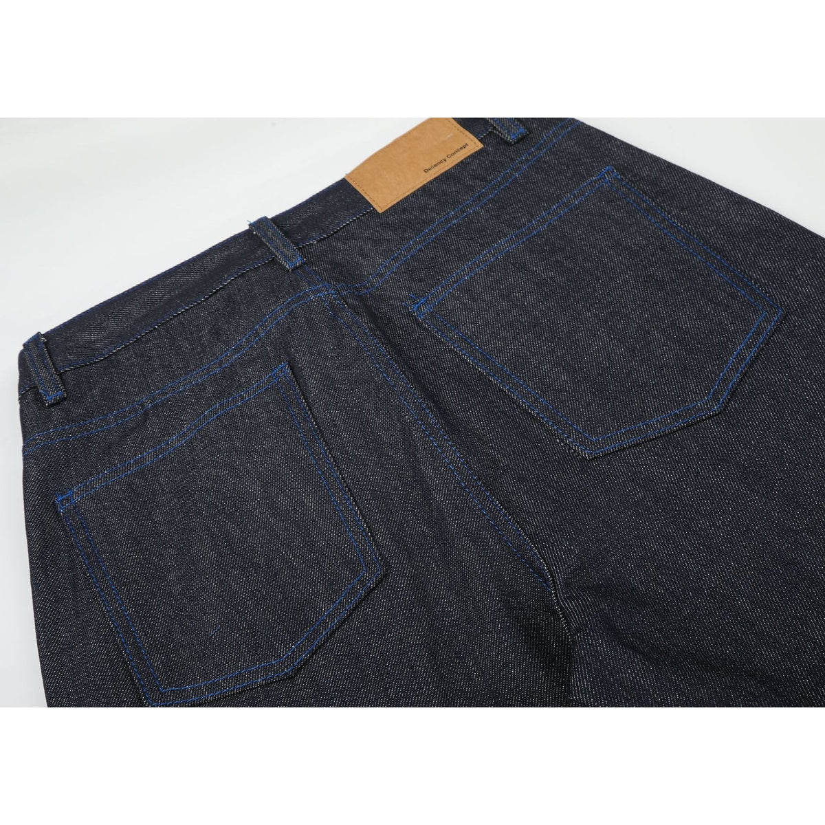 Graphic Embroidery Loose Straight Jeans MB7470
