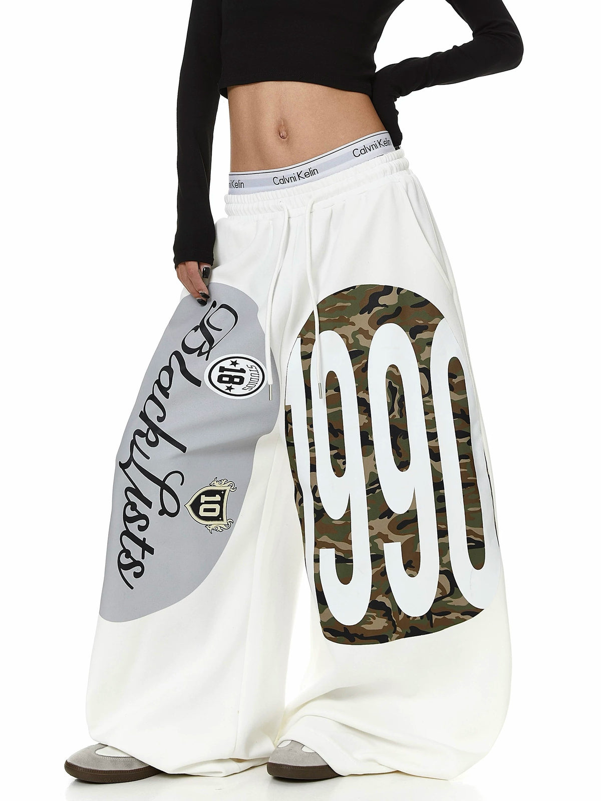 Circle Graffiti Wide Curved Sweat Pants MB7454