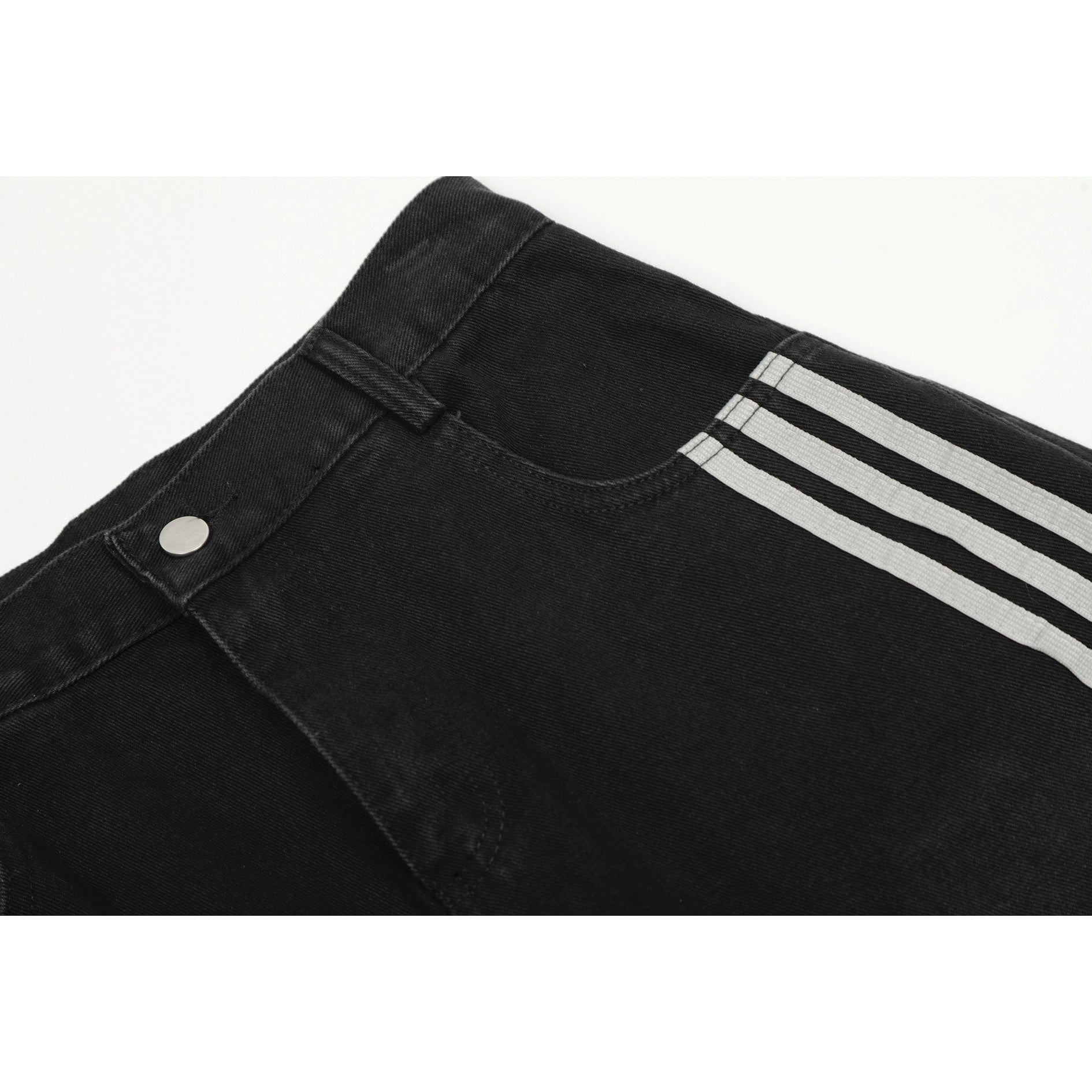 Deconstructed Three-Stripe Curved Jeans MB7419