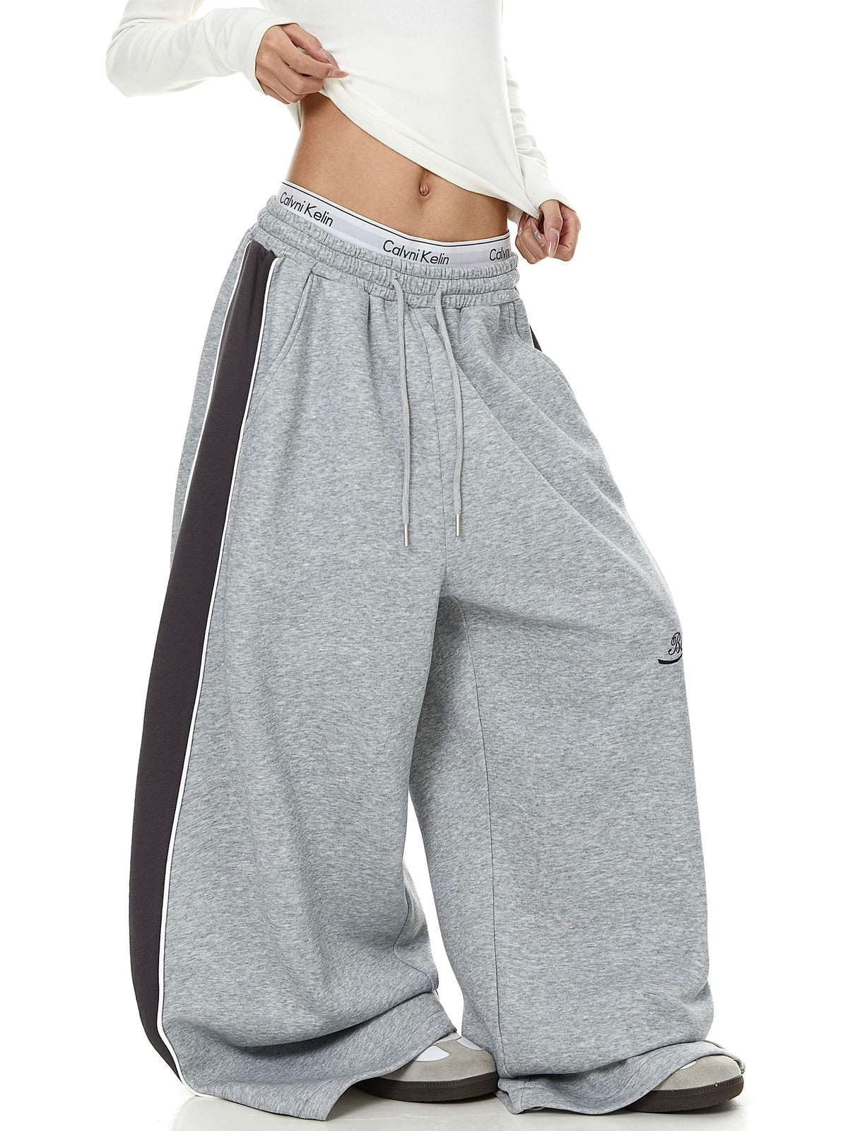 Color-Block Striped Curved Sweat Pants MB7448
