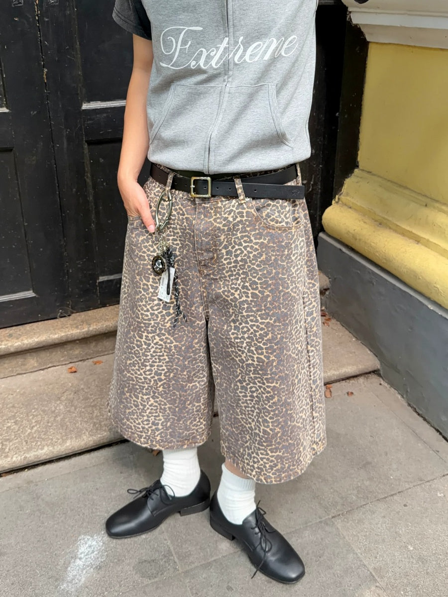 Vintage Leopard Wash Cargo Shorts MB7386